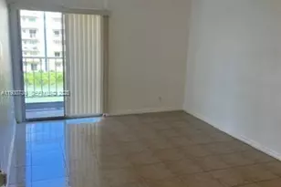 4550 NW 9th St, Miami, FL 33126 - Photo 7