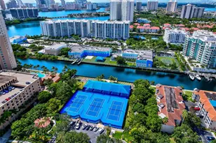 3340 NE 190th St, Aventura, FL 33180 - Photo 43