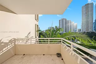 888 Brickell Key Dr, Miami, FL 33131 - Photo 19