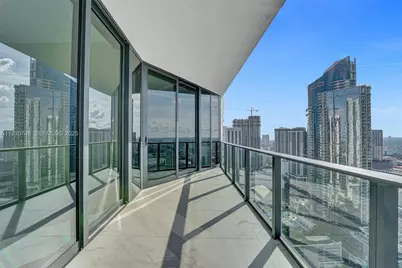 1000 Biscayne Blvd #3902, Miami, FL 33132 - Photo 21