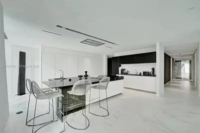 1000 Biscayne Blvd #3902, Miami, FL 33132 - Photo 7