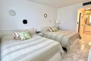 300 Bayview Dr, Sunny Isles Beach, FL 33160 - Photo 17