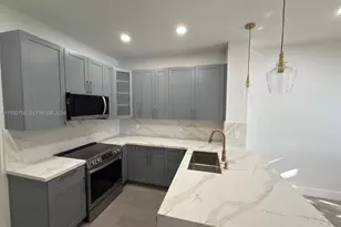 12618 NW 56th Dr, Coral Springs, FL 33076 - Photo 5