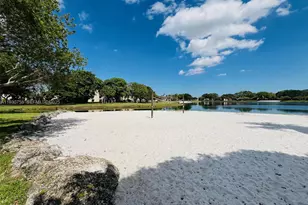 10670 SW 156th Pl, Miami, FL 33196 - Photo 27