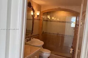 465 Ocean Dr, Miami Beach, FL 33139 - Photo 19