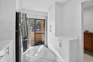 10691 NW 14th St, Plantation, FL 33322 - Photo 11