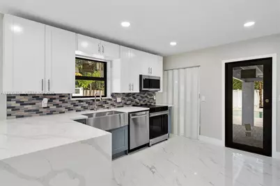 1815 27th Ave, Hollywood, FL 33020 - Photo 17