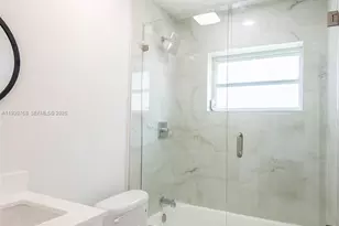 8521 NW 57th Ct, Tamarac, FL 33321 - Photo 7