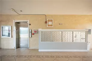 1551 NE Miami Gardens Dr, Miami, FL 33179 - Photo 21