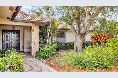 2940 NW 114th Way, Coral Springs, FL 33065 - Photo 9