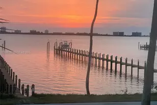 13549 S Indian River Dr, Jensen Beach, FL 34957 - Photo 1