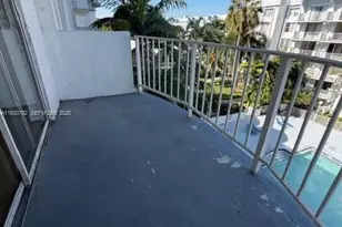 494 NW 165th St Rd, Miami, FL 33169 - Photo 7