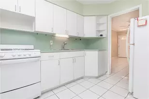3165 SW 27th Ln, Miami, FL 33133 - Photo 13
