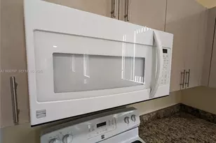 10214 SW 175th St, Miami, FL 33157 - Photo 11