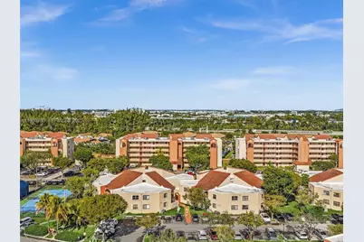 10241 NW 9th St Cir #204-5, Miami, FL 33172 - Photo 37