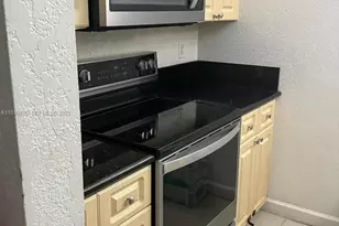 8200 SW 210th St, Cutler Bay, FL 33189 - Photo 9