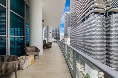 1100 S Miami Ave #702, Miami, FL 33130 - Photo 21