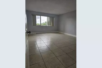 6930 Miami Gardens Dr #1-412, Hialeah, FL 33015 - Photo 9