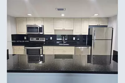 6930 Miami Gardens Dr #1-412, Hialeah, FL 33015 - Photo 5