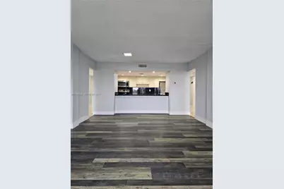 6930 Miami Gardens Dr #1-412, Hialeah, FL 33015 - Photo 9