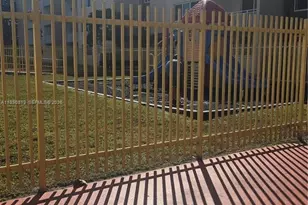 6930 Miami Gardens Dr, Hialeah, FL 33015 - Photo 23