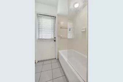 8091 Nadmar Ave, Boca Raton, FL 33434 - Photo 17