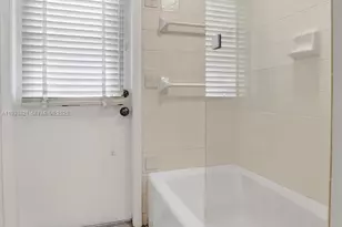 8091 Nadmar Ave, Boca Raton, FL 33434 - Photo 17