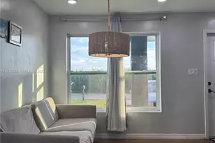 415 SE 4th St, South Bay, FL 33493 - Photo 13