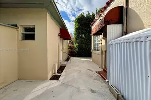 1654 SW 14th Terrace, Miami, FL 33145 - Photo 23