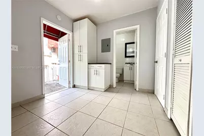 1654 SW 14th Ter #2, Miami, FL 33145 - Photo 7