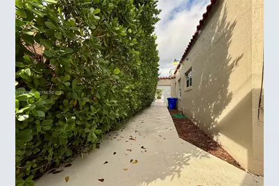 1654 SW 14th Ter #2, Miami, FL 33145 - Photo 3