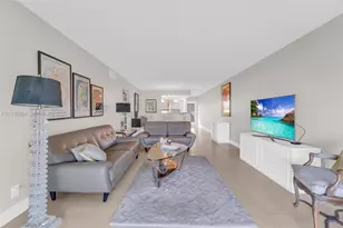 4402 Martinique Ct, Coconut Creek, FL 33066 - Photo 13