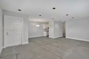 902 Mandarin Isle, Fort Lauderdale, FL 33315 - Photo 5