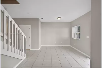 1614 SE 31st Ct, Homestead, FL 33035 - Photo 7