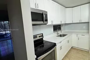 8635 NW 8th St, Miami, FL 33126 - Photo 3