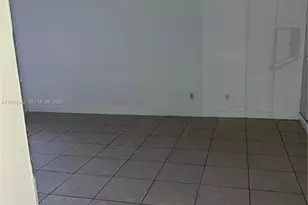 8635 NW 8th St, Miami, FL 33126 - Photo 5