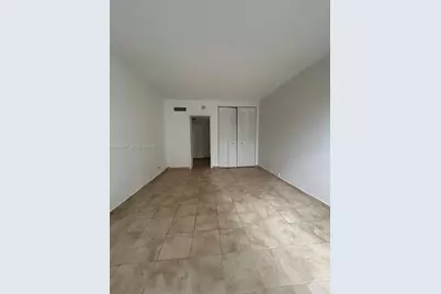 231 174th St #LO-5, Sunny Isles Beach, FL 33160 - Photo 13