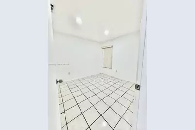 7415 SW 153rd Ct #204-7, Miami, FL 33193 - Photo 5