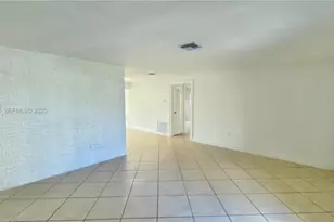 6504 Arbor Dr, Miramar, FL 33023 - Photo 5