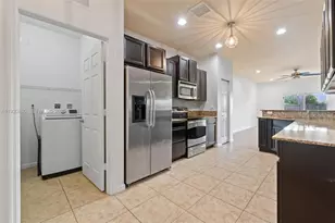 3448 NE 1st St, Homestead, FL 33033 - Photo 5