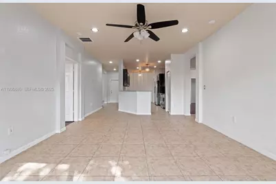 3448 NE 1st St #3448, Homestead, FL 33033 - Photo 9