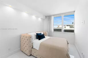 100 Lincoln Rd, Miami Beach, FL 33139 - Photo 13