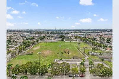 618 W 32nd St, Hialeah, FL 33012 - Photo 41