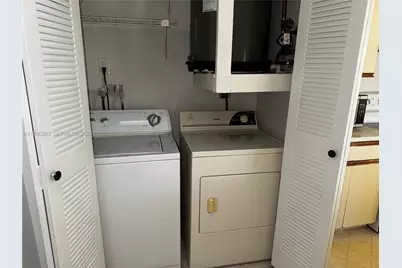 17500 NW 67th Pl #P-4, Hialeah, FL 33015 - Photo 9