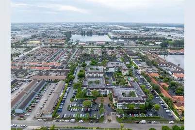 5701 W 25th Ct #305, Hialeah, FL 33016 - Photo 29