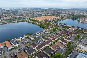 5701 W 25th Ct, Hialeah, FL 33016 - Photo 23