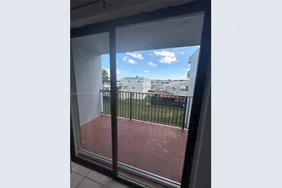 5701 W 25th Ct #305, Hialeah, FL 33016 - Photo 19