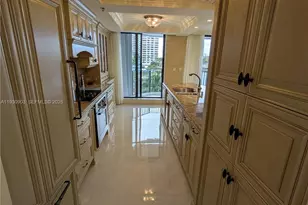 300 Three Islands Boulevard, Hallandale Beach, FL 33009 - Photo 15