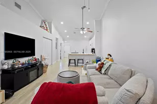 11065 NW 38th Pl, Sunrise, FL 33351 - Photo 15