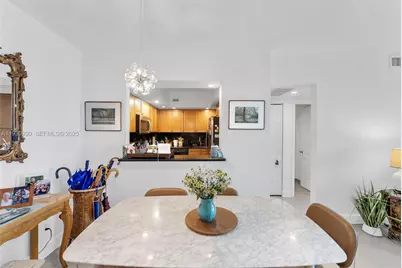 5600 Collins Ave #17W, Miami Beach, FL 33140 - Photo 15